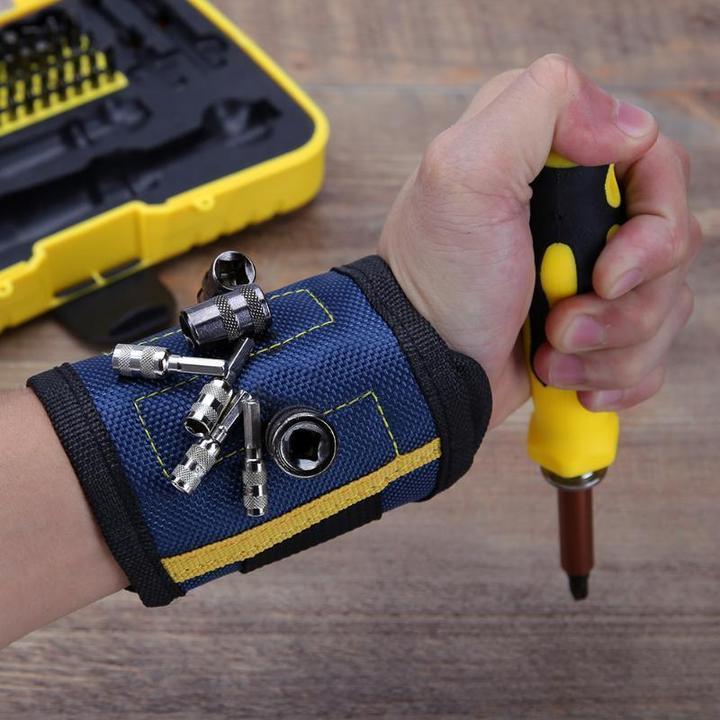 Portable Magnetic Wristband