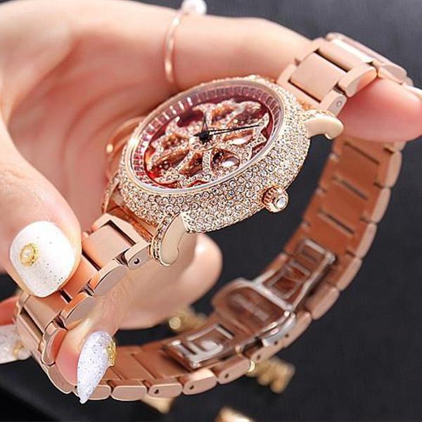 Women Waterproof Fashion Diamond Quartz Watch