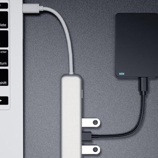 Eight-in-one Macbook Extender